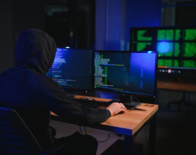 UNC2589 (FROZENVISTA): Operasi Siber Berbahaya yang Menargetkan Ukraina