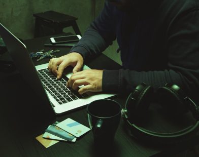 Dari Karyawan hingga Anak SD: Membangun Tameng Siber Global Lewat Edukasi