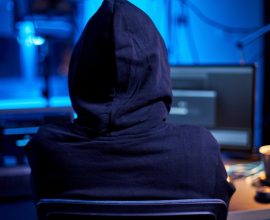 Cyber Crime: Ancaman di Balik Layar dan Cara Melindungi Diri