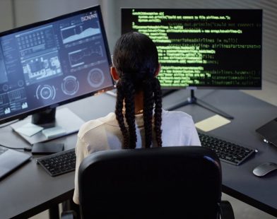 Menguasai Governance AI: Panduan CISO untuk Menangkal Risiko dan Patuhi Regulasi di Era Generative AI